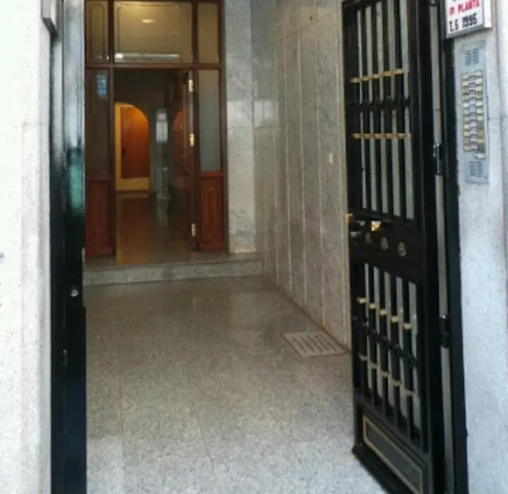 Hostal Gaudí-1